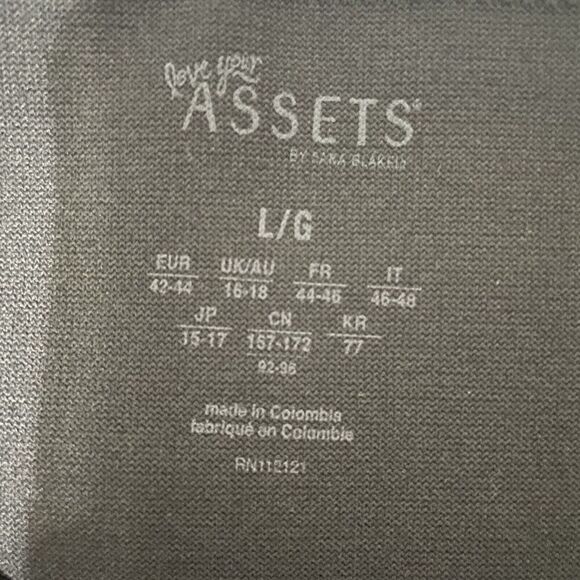 Assets By Spanx Womens Leggings Gray Black Camo Print Size Large Stretch - Picture 8 of 10